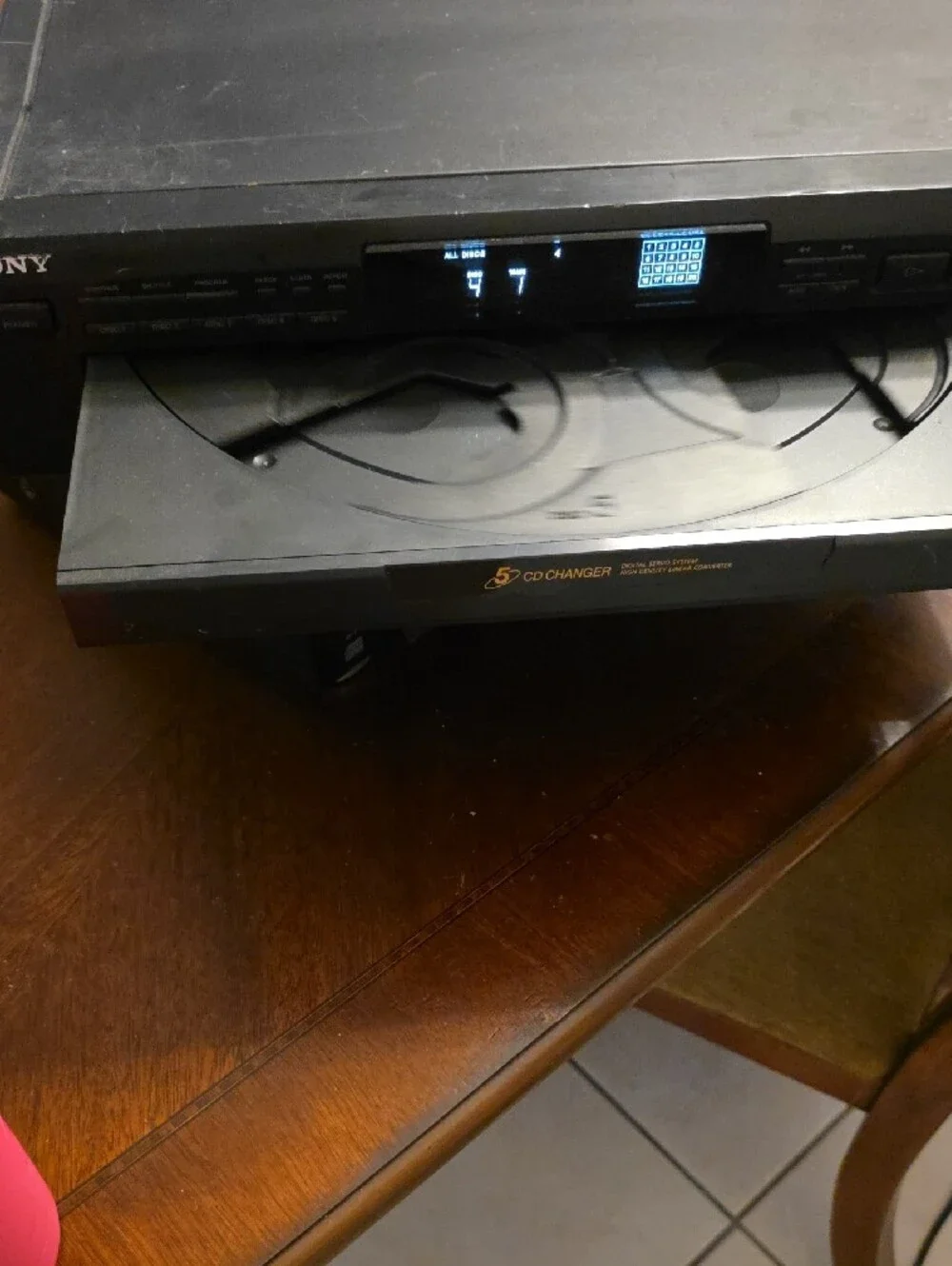 Sony Black 5-Disc CD Changer with Digital Display